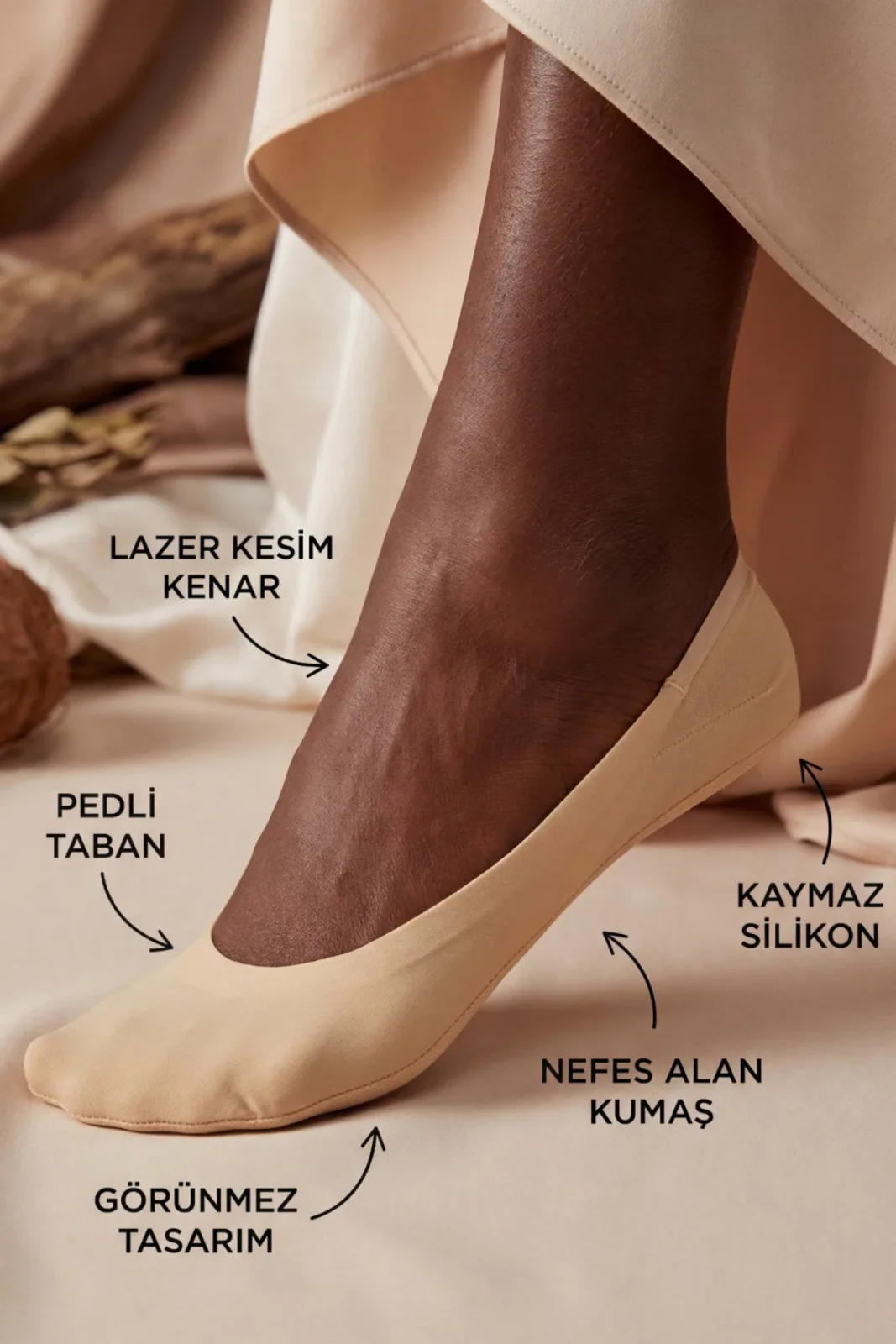 Kadın Tabanı Pedli Lazer Kesim Görünmez Çorap Ten