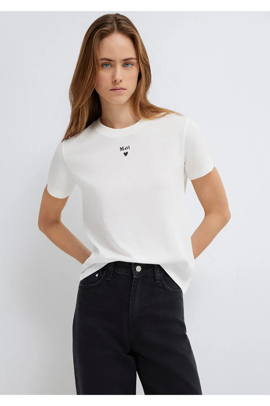 Logo Baskılı Beyaz Tişört Semi Slim Fit