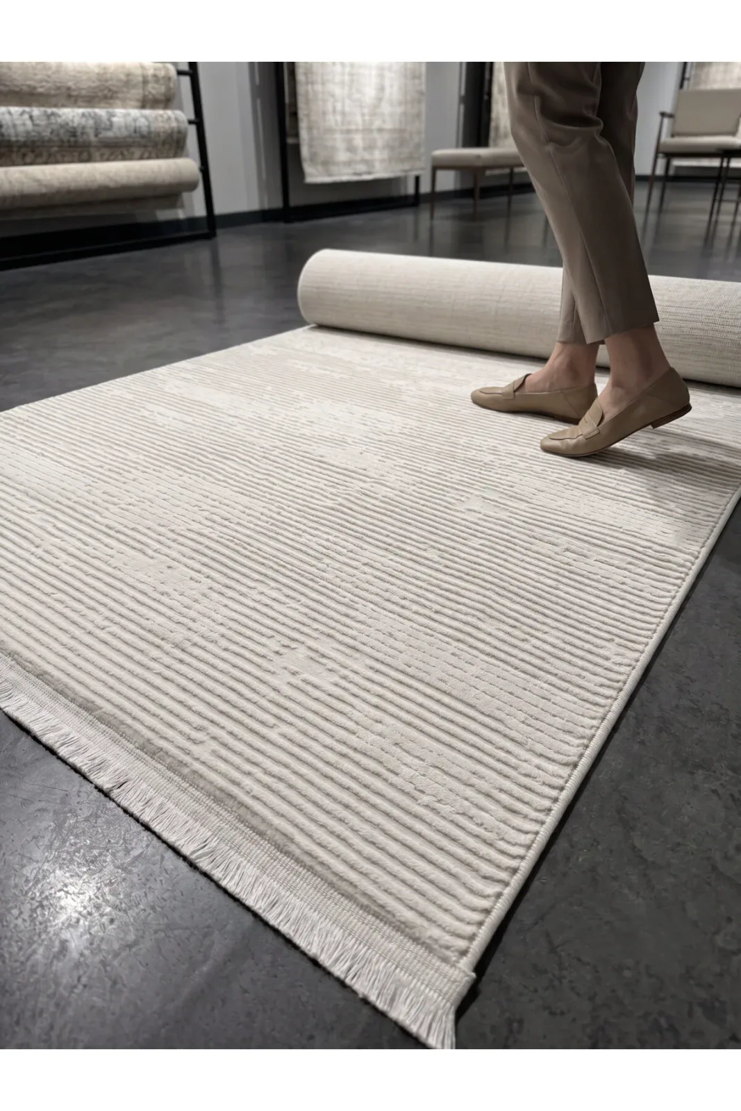 Lalezar Beyaz Rengi Modern Halı