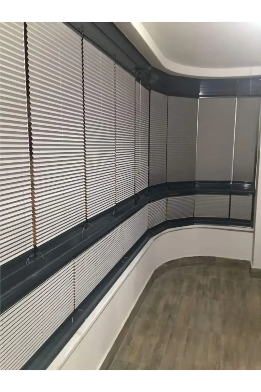 Kül Gri Plise Perde Katlanır Cam Balkon Perdesi