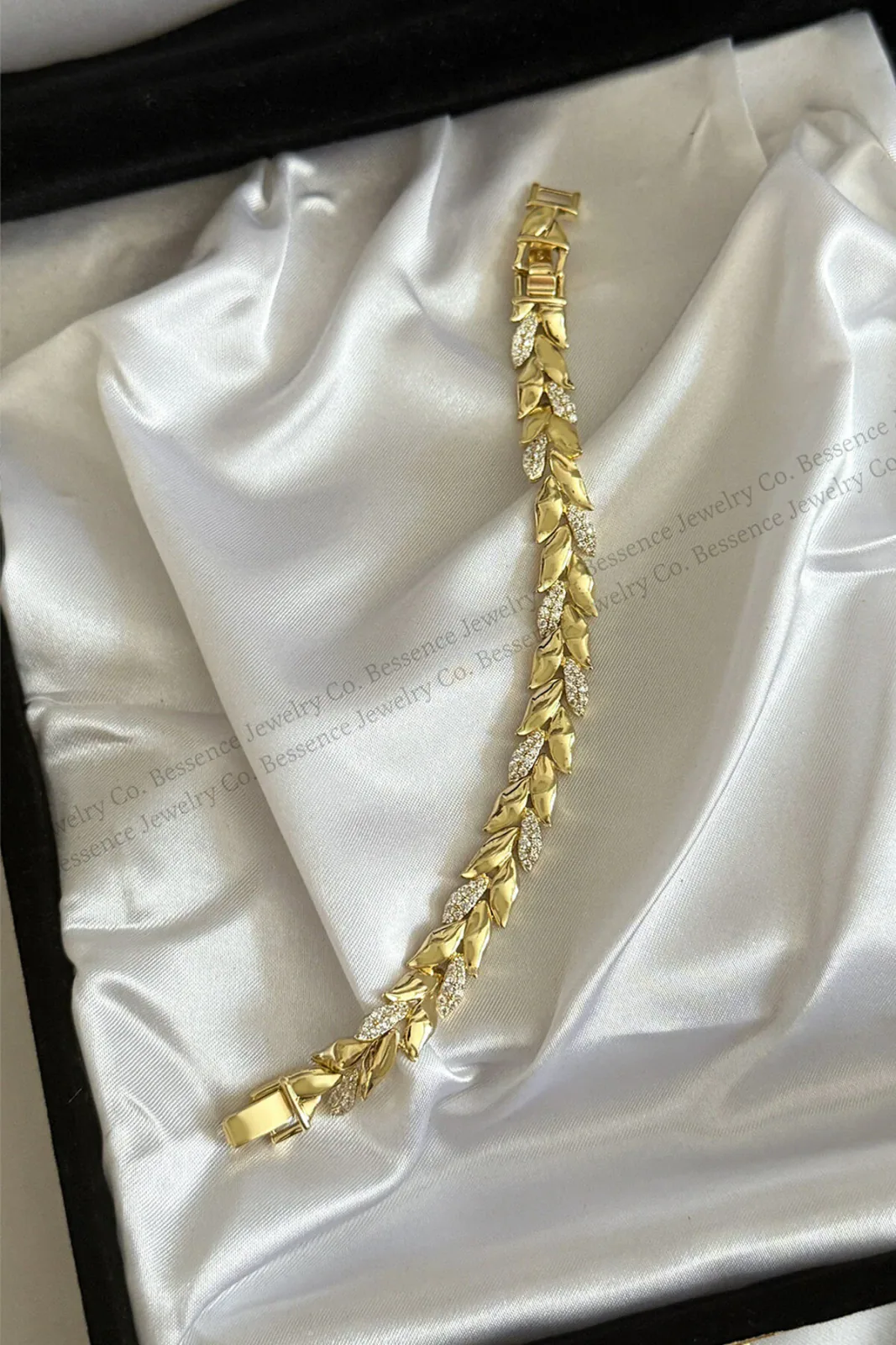 Xuping Helen Model Zirkon Taşlı 14K Gold Bileklik
